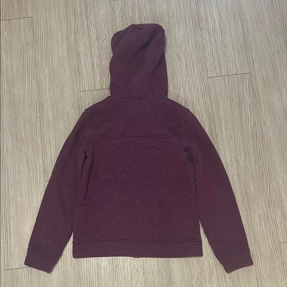 Patagonia size 14 Girls Purple Hooded Zip-Up Jacket